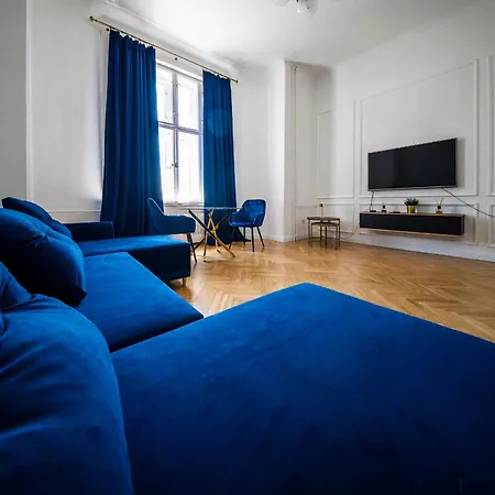 Riverfront Apartment *