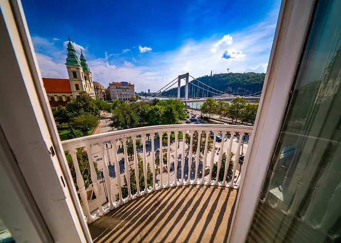 Riverfront Lejlighed Budapest