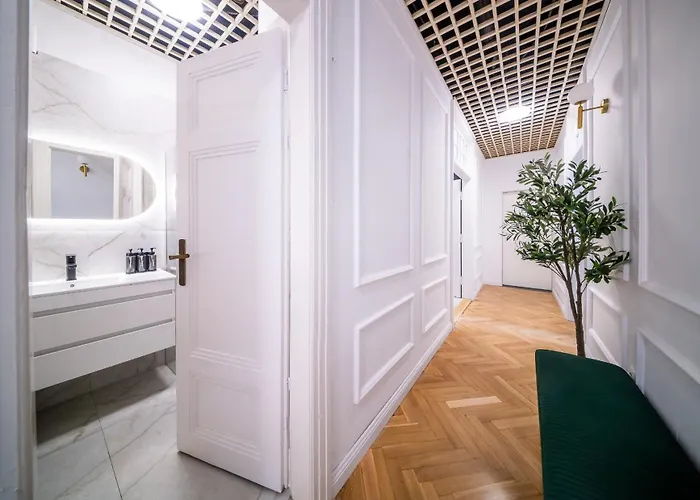 Riverfront Apartment Budapest